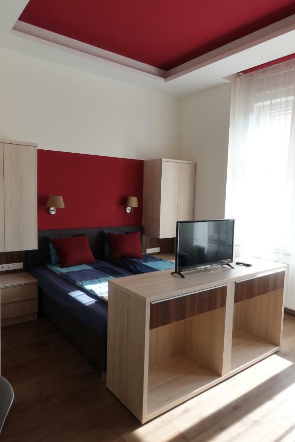 Frank & Fang Apartments Mk7 Budapest Exteriör bild